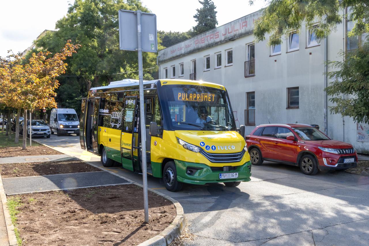 Predstavljen prvi električni autobus u Puli