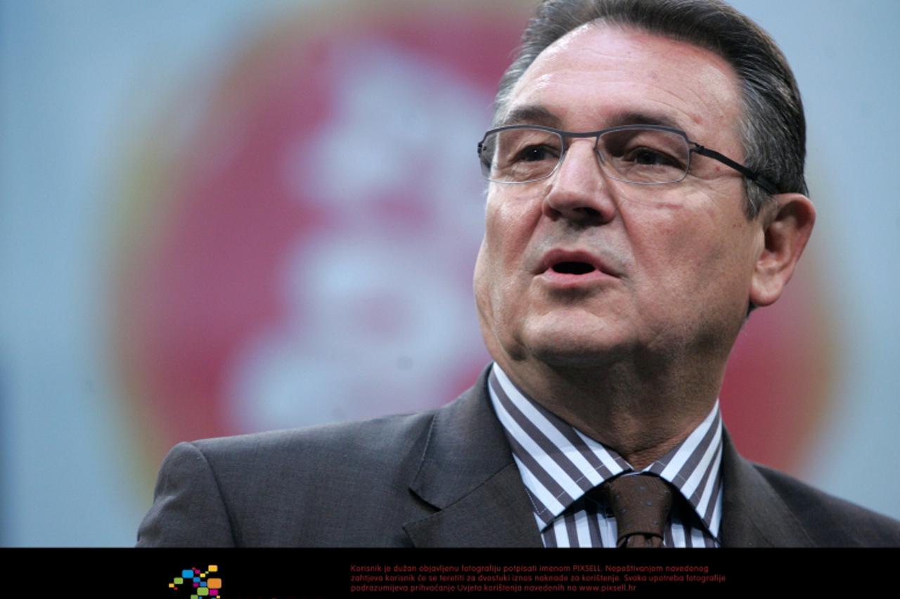 '22.10.2011., Bocarski dom, Prisavlje 2, Zagreb - Javno predstavljanje Plana 21 Kukuriku koalicije na temu: Vanjska politika i EU integracije. Radimir Cacic.  Photo: Sanjin Strukic/PIXSELL'