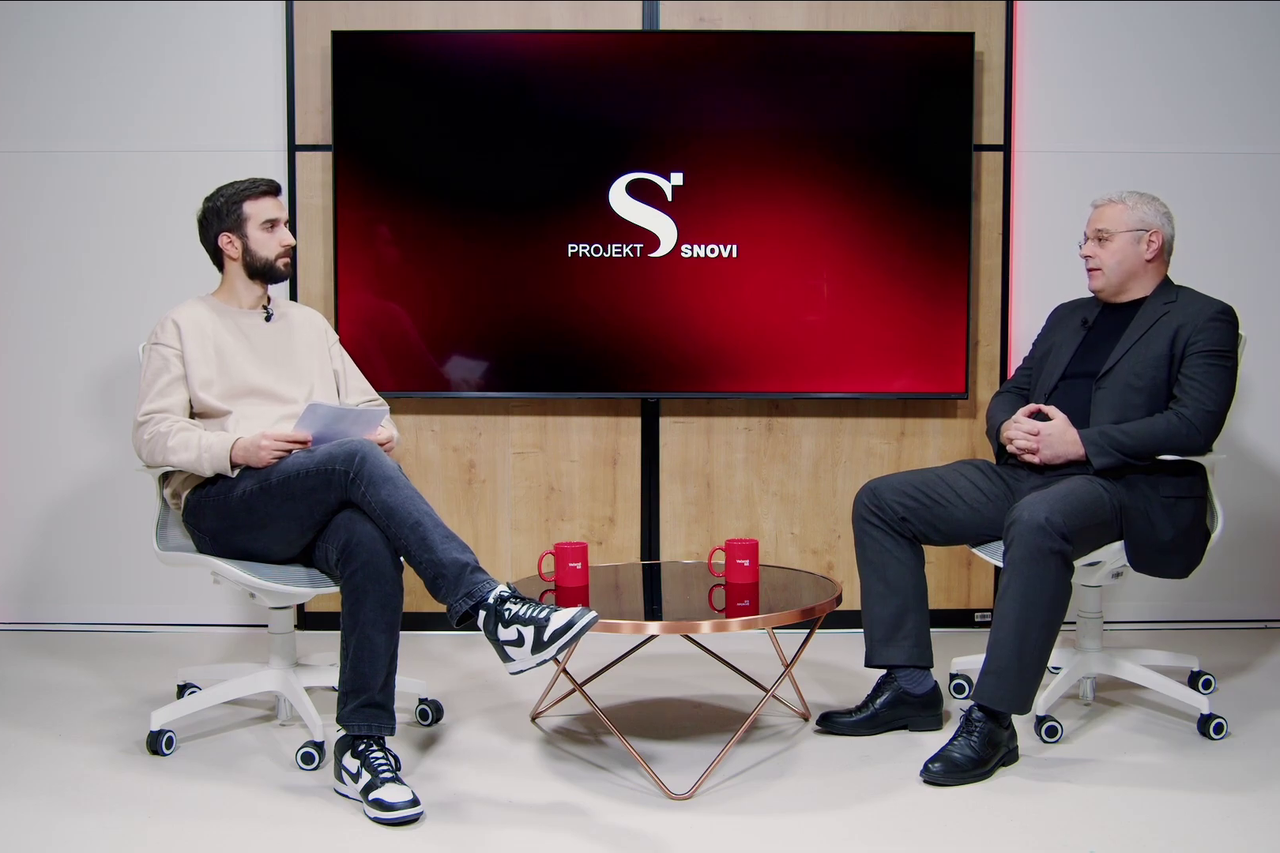 U početku bijaše kraljevstvo