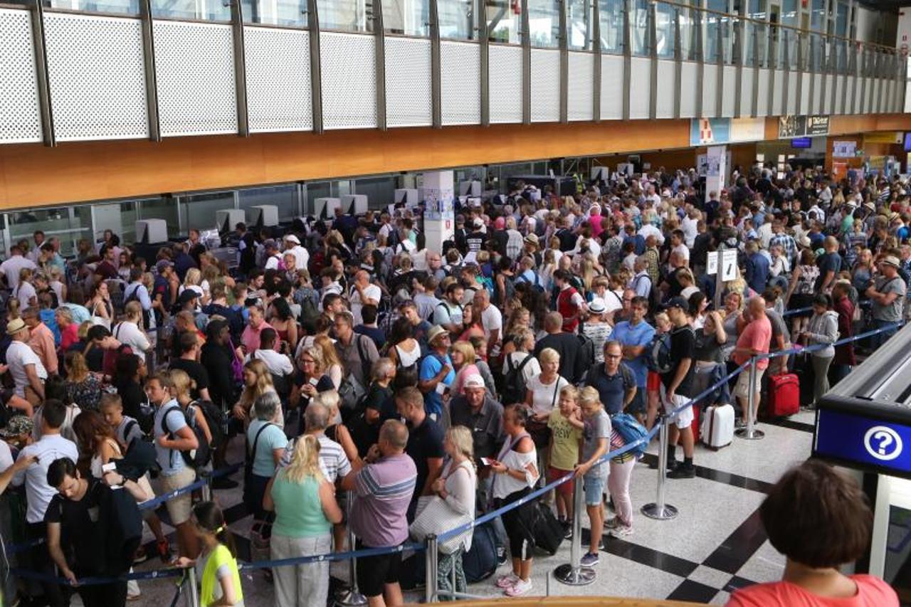 gužve u zračnoj luci