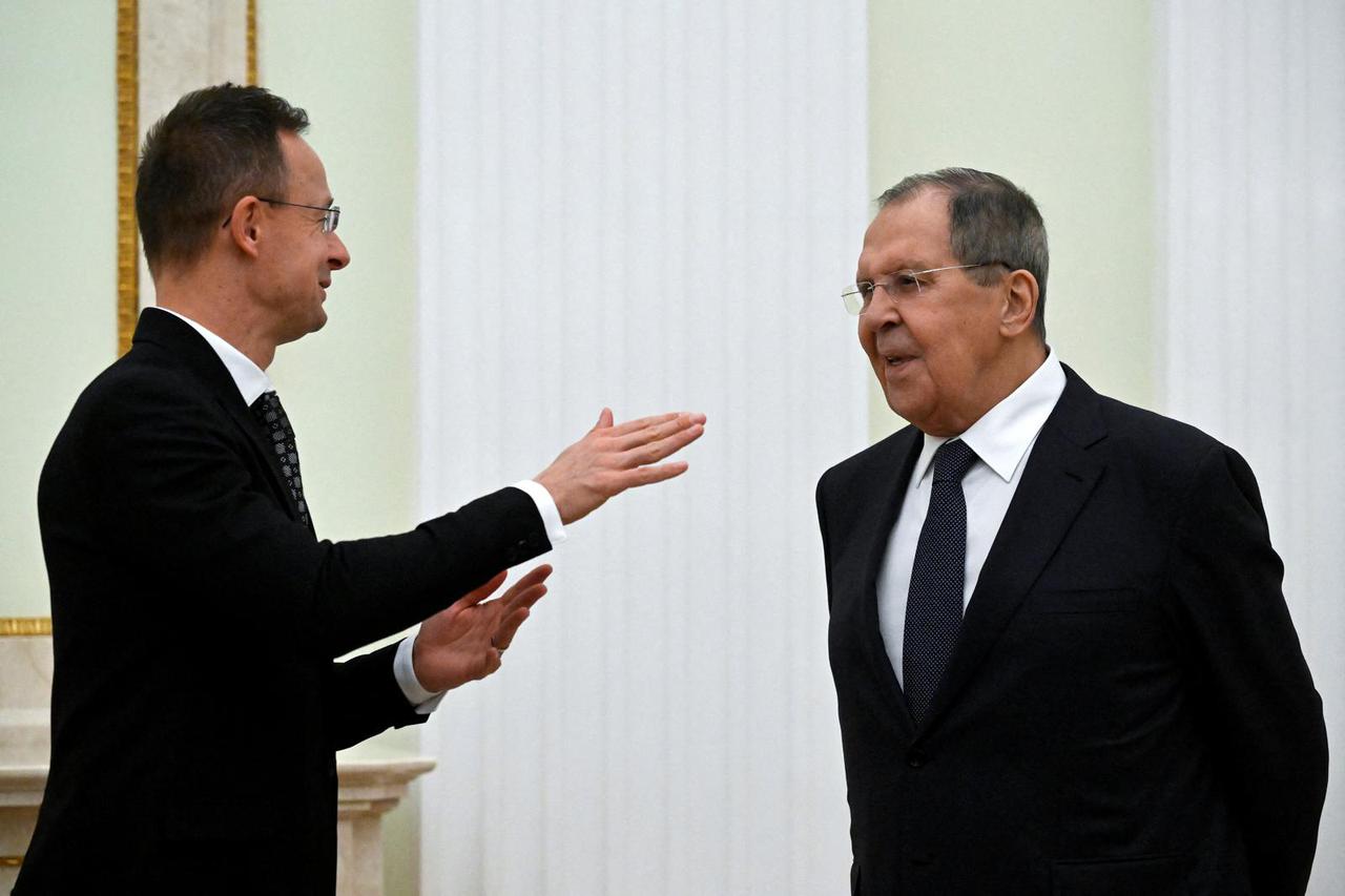 Russian President Putin and Hungarian Prime Minister Orban meet in Moscow