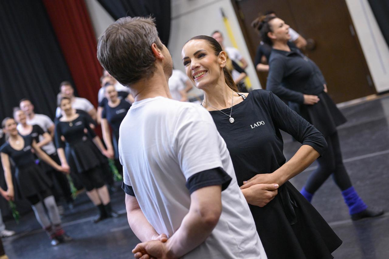 Zagreb: Druženje s LADO plesačima povodom Svjetskog dana plesa