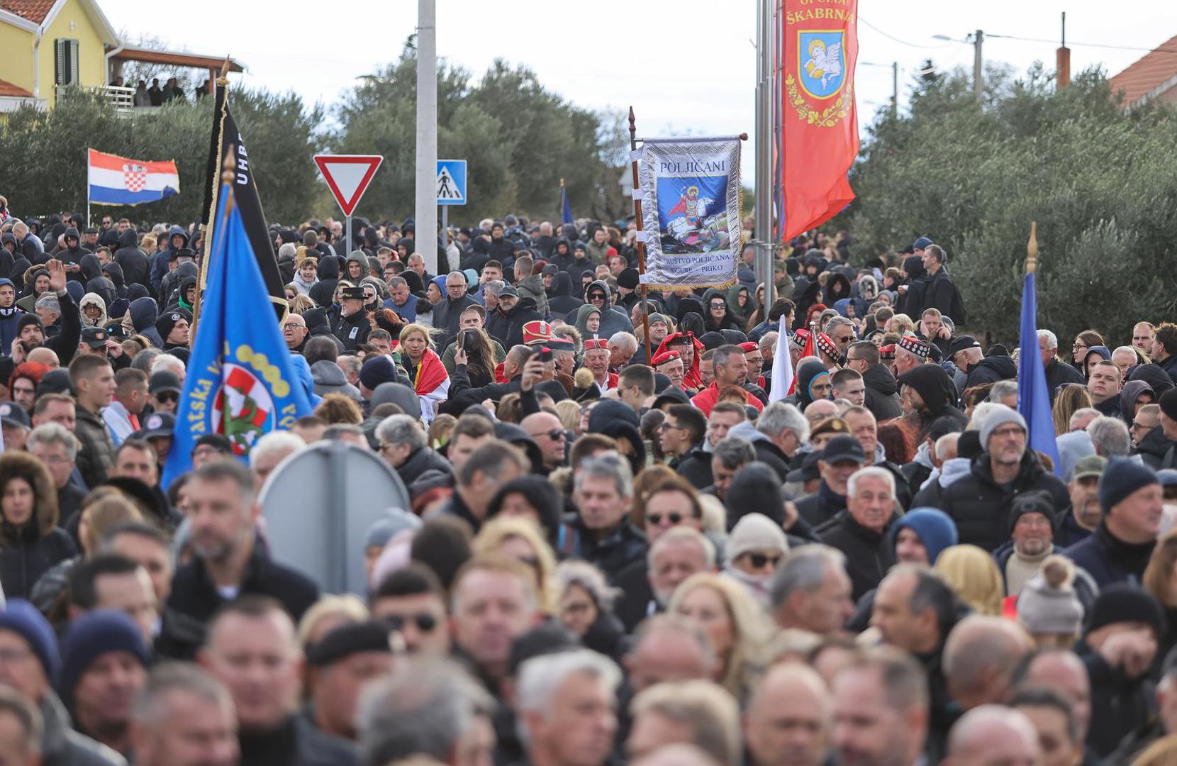 18.11.2025. Skabrnja -  Povodom obiljezavanja Dana sjecanja na zrtve Domovinskog rata i Dana sjecanja na zrtvu Vukovara i Skabrnje, izaslanici Predsjednika Republike i izaslanstvo Vlade  sudjelovali su na  programu obiljezavanja 34. obljetnice stradanja Skabrnje. Photo: Sime Zelic/PIXSELL