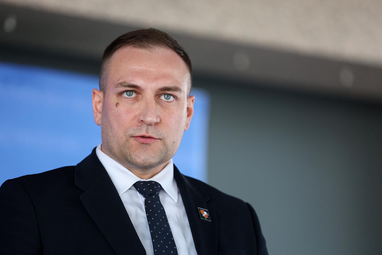 Zagreb: David Vlajčić obratio se medijima nakon sjednice Vlade