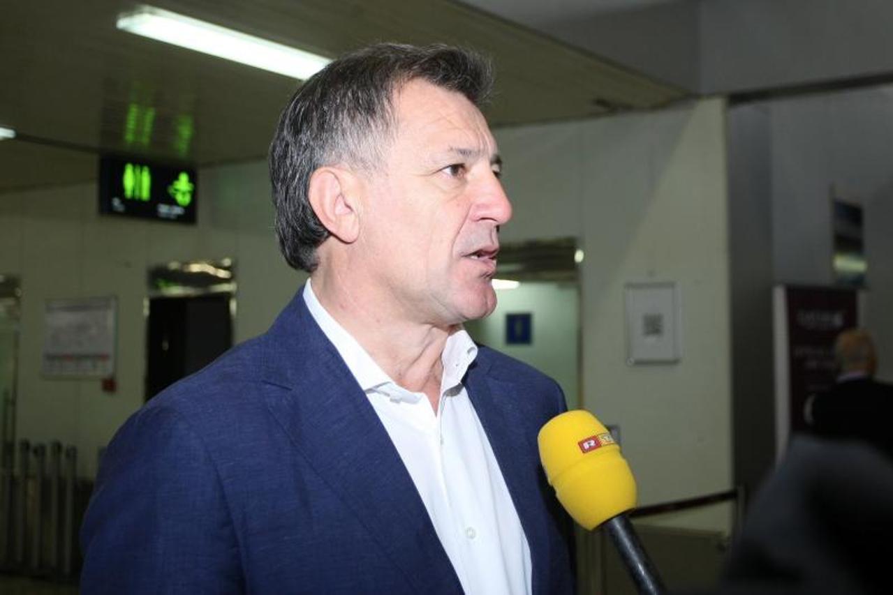 Odlazak reprezentacije