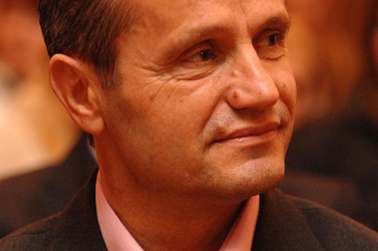 '30.03.2010., Cakovec, Hrvatska- Skup zena gospodarstvenica u zgradi Scheier- poticanje razvoja zenskog poduzetnistva. Medjimurski zupan Ivan Perhoc. Photo: Vjeran Zganec Rogulja/PIXSELL'