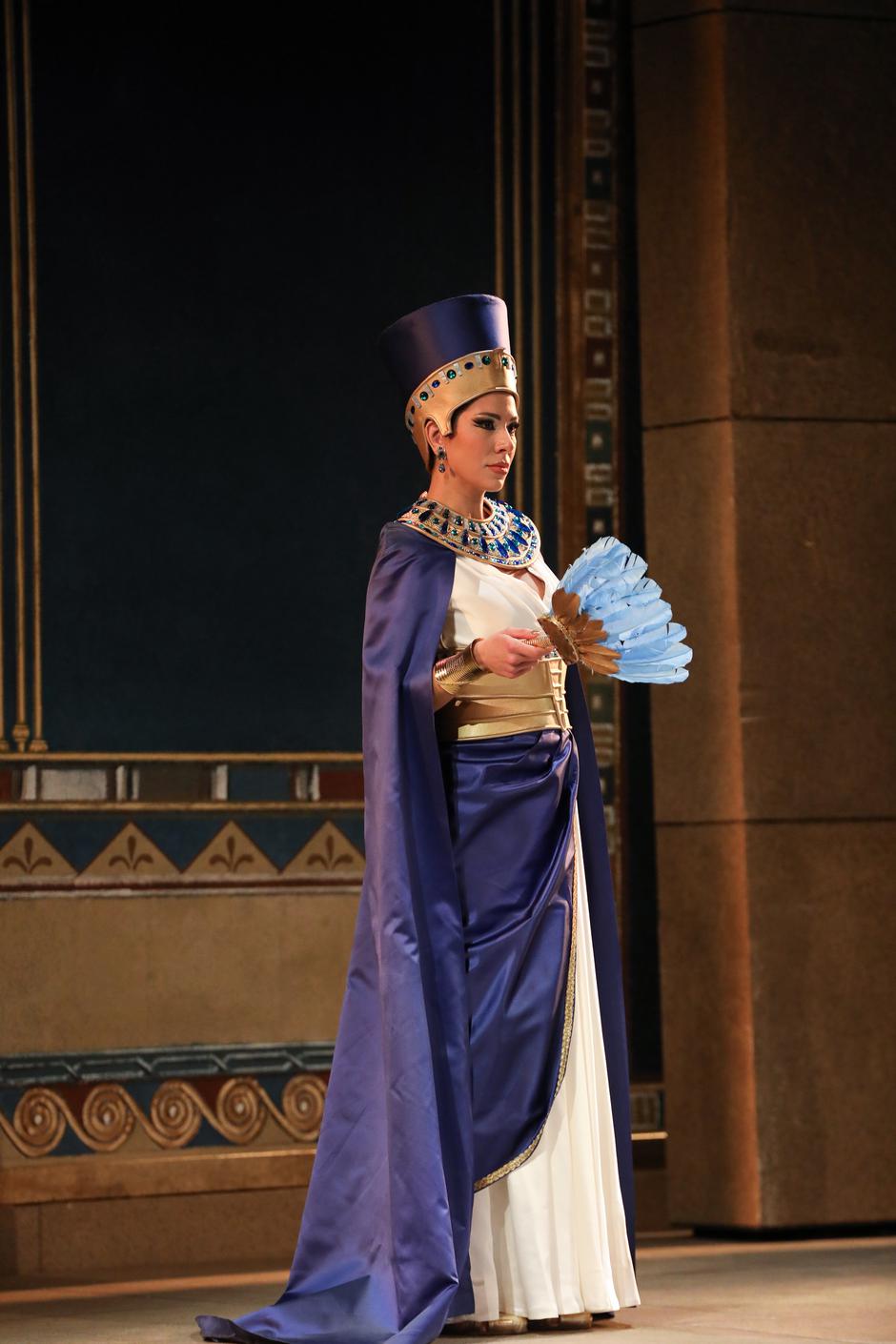 "Aida"