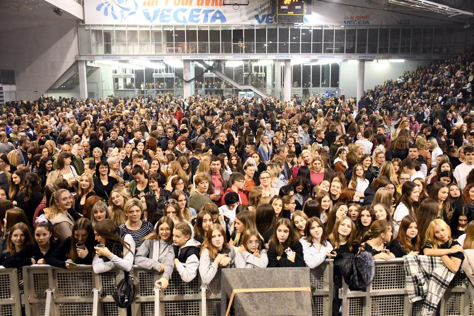 Koprivnica: Severina povodom Dana grada napravila veliki tulum za nekoliko tisuća obožavatelja