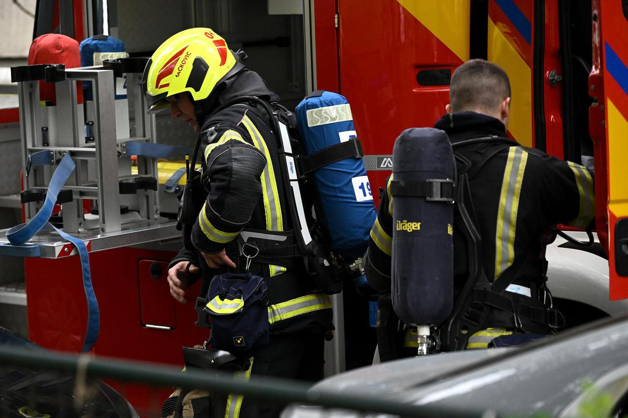 Zagreb: Vatrogasci ugasili požar stana