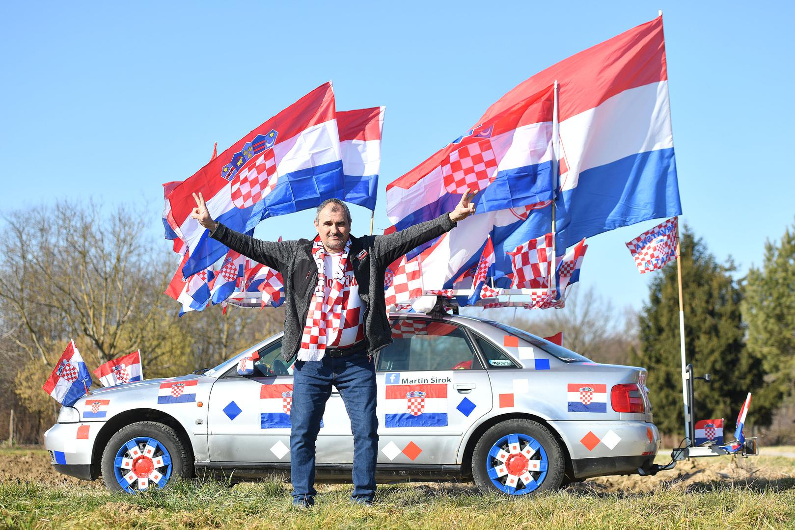 Martin Širok iz Peklenice kod Murskog Središća još jednom je na poseban način iskazao svoju ljubav prema hrvatskim sportašima.

