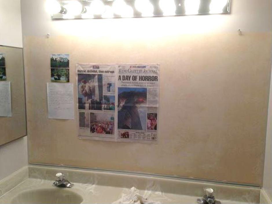 Pronašli iznenađenje iza ogledala