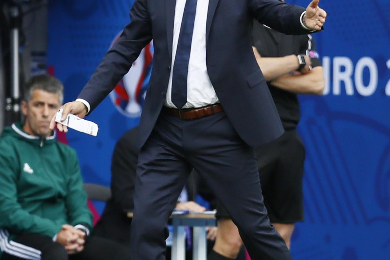 Czech Republic v Croatia - EURO 2016 - Group D Football Soccer - Czech Republic v Croatia - EURO 2016 - Group D - Stade Geoffroy-Guichard, Saint-?tienne, France - 17/6/16 Croatia head coach Ante Cacic  REUTERS/Jason Cairnduff Livepic Jason Cairnduff