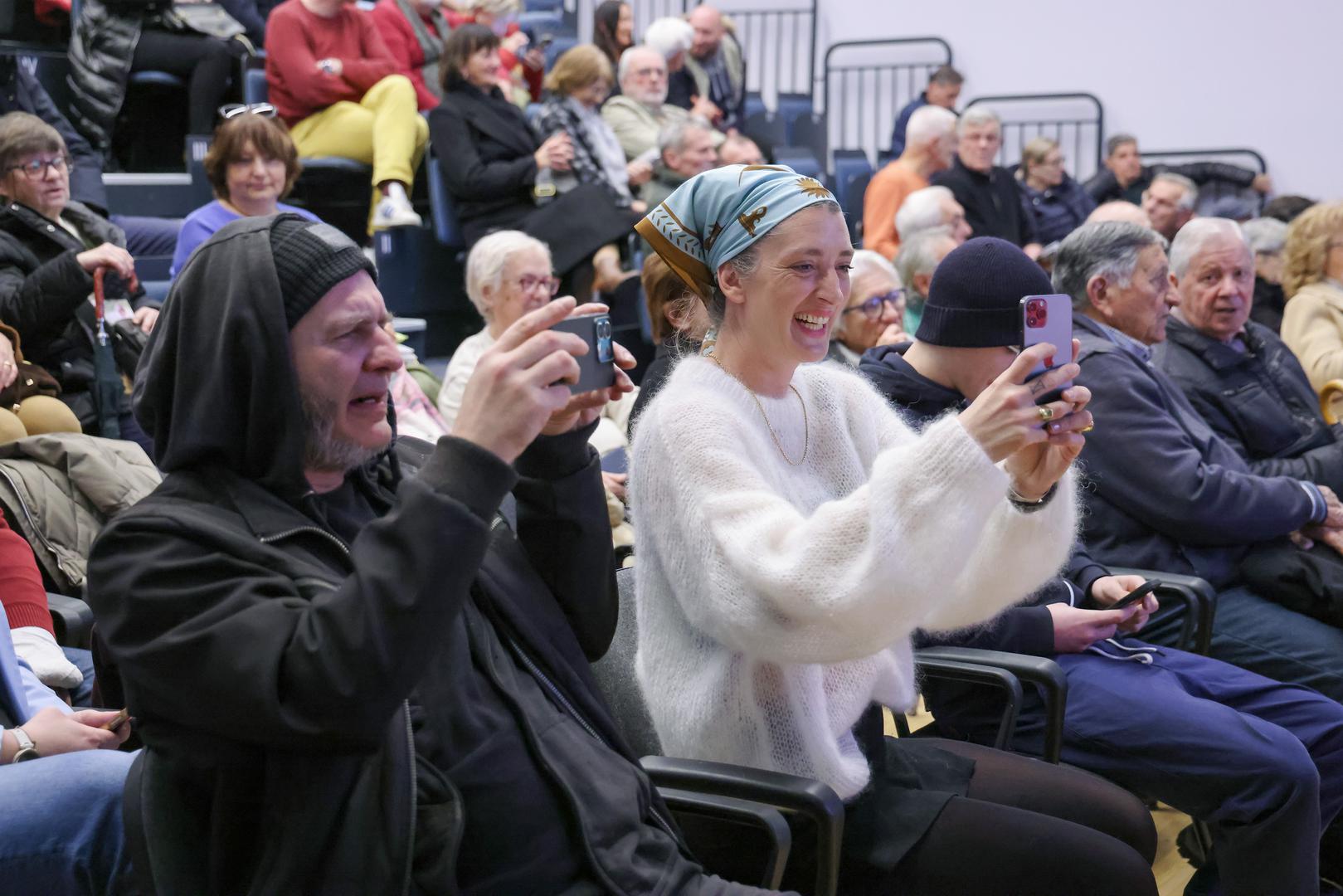 05.02.2026., Novalja - Predstavljanje knjige Domovina, Pastroc autora Dinka Supica Photo: Sime Zelic/PIXSELL
