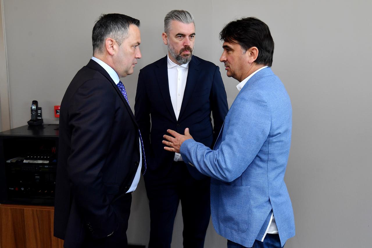 Zagreb: HNS potpisao ugovor o TV i marketinškim pravima, najunosniji u povijesti