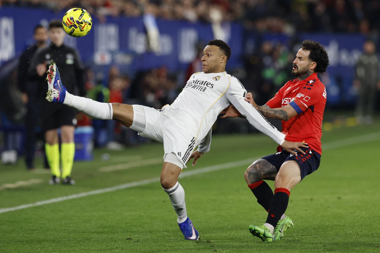 LaLiga - Osasuna v Real Madrid