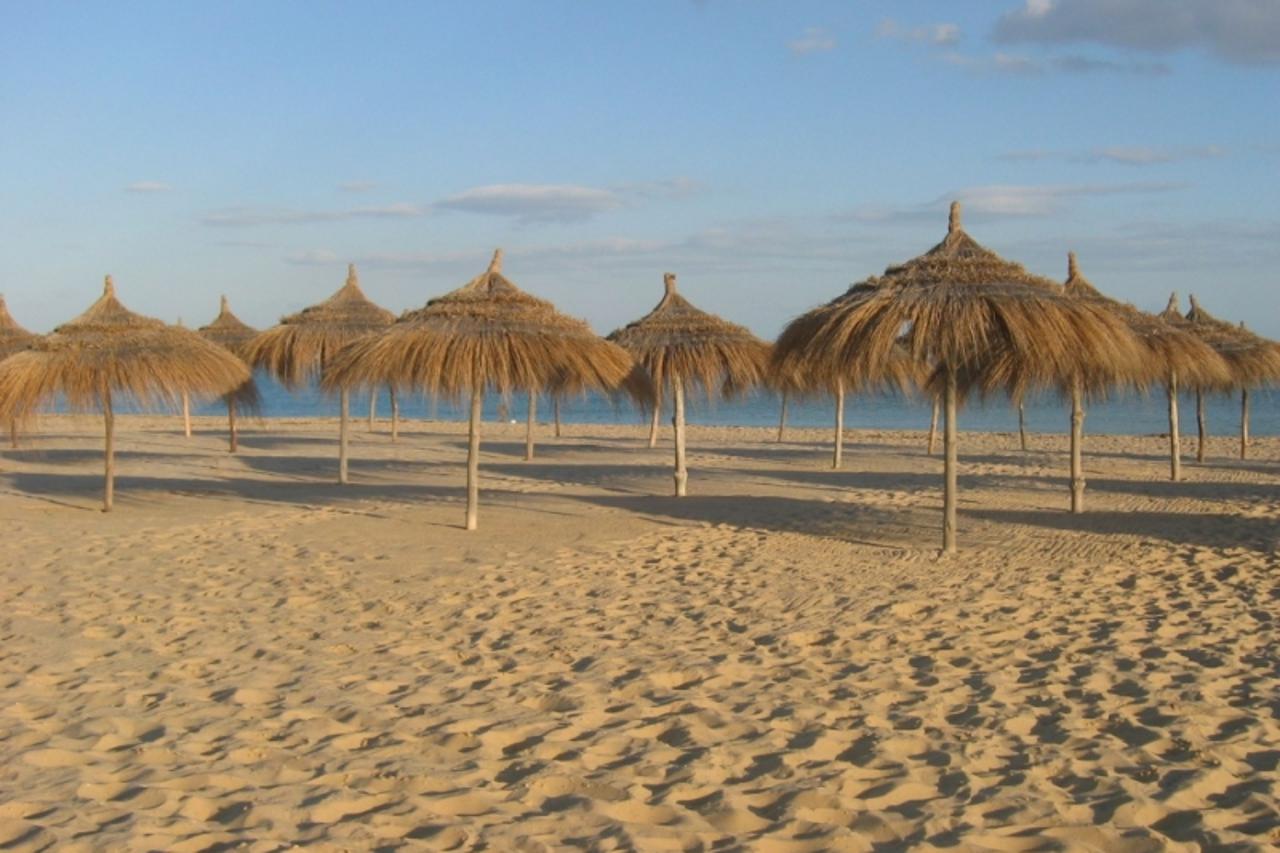 'tunis_hammamet2_nnn_put_260510'