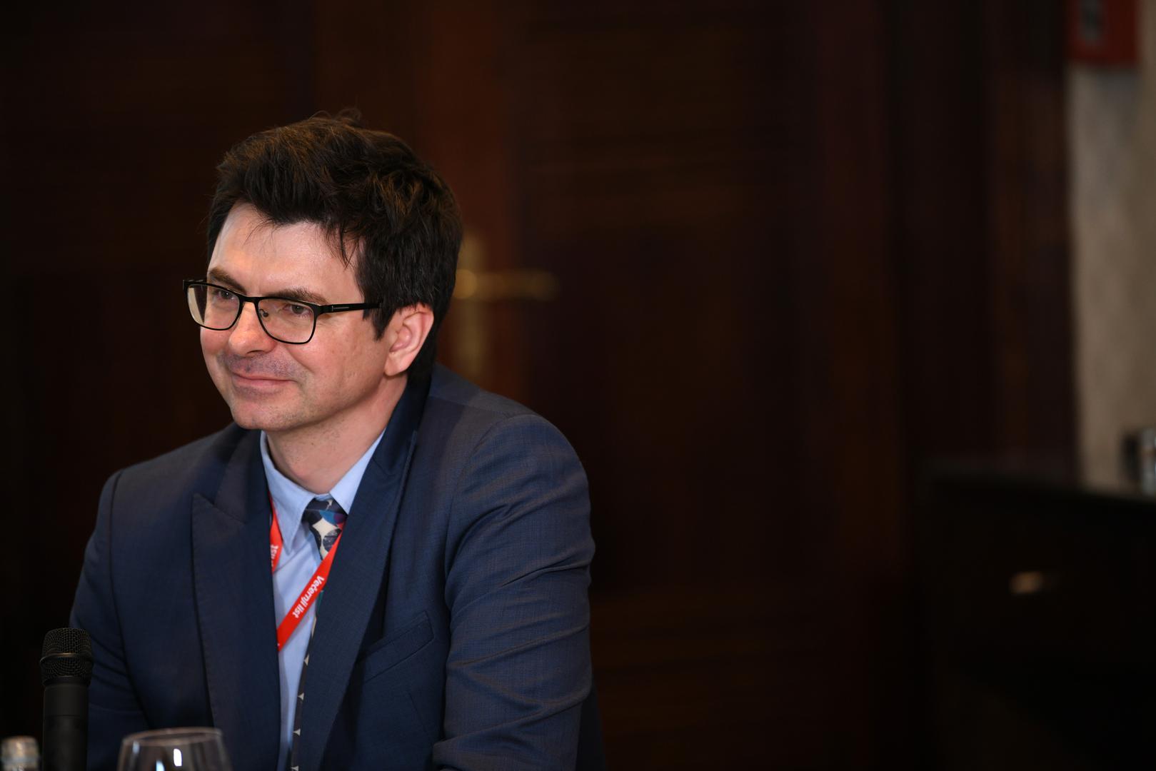 U hotelu Esplanade održana je konferencija "Hrvatska kakvu trebamo - dvije godine poslije" u organizaciji Večernjeg lista. Panel "Novi imidž i međunarodno pozicioniranje RH"