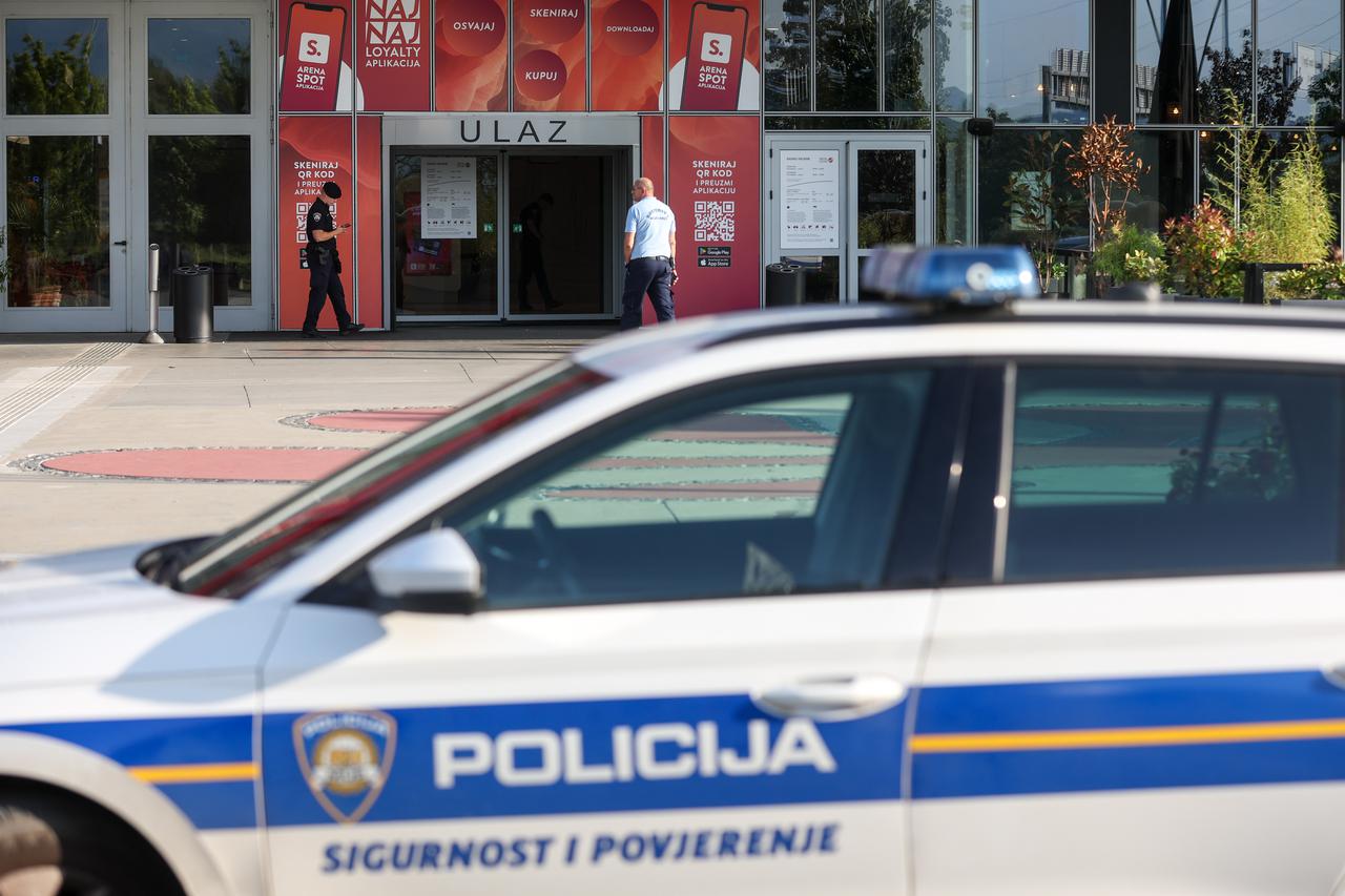 Evakuiran Arena Centar