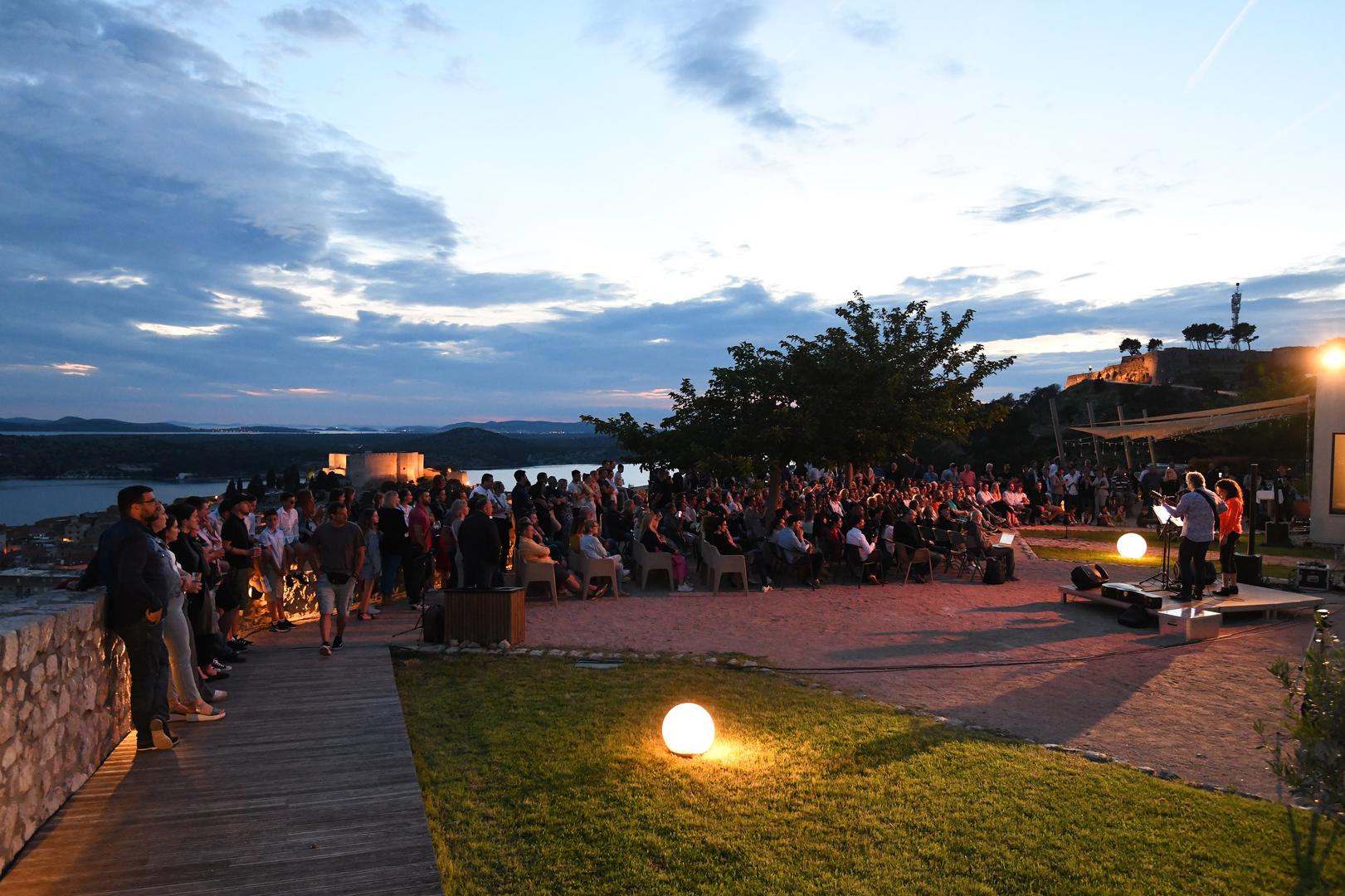 10.06.2023., Sibenik - Na tvrdjavi Barone odrzana je promocija dokumentarnog filma "Nas mali" o Drazenu Petrovicu u koprodukciji Vecernjeg lista. Photo: Hrvoje Jelavic/PIXSELL