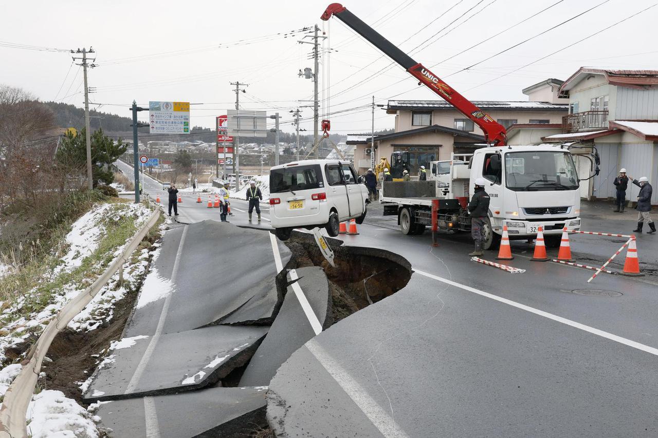 Aftermath of strong quake in northeastern Japan