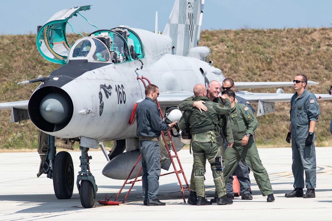 Zajednički let zapovjednika "Zrakoplovne baze Ramat David" i hrvatskog pukovnika Jagodića u MiG-u 21