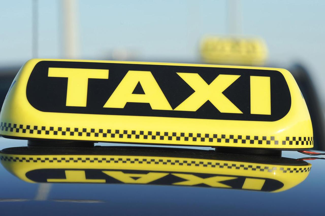 Taxi oznaka
