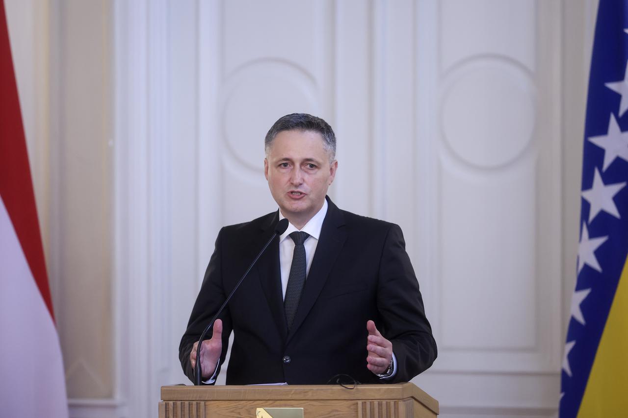 Sarajevo: Alexander Van der Bellen i Denis Bećirović održali konferenciju za medije