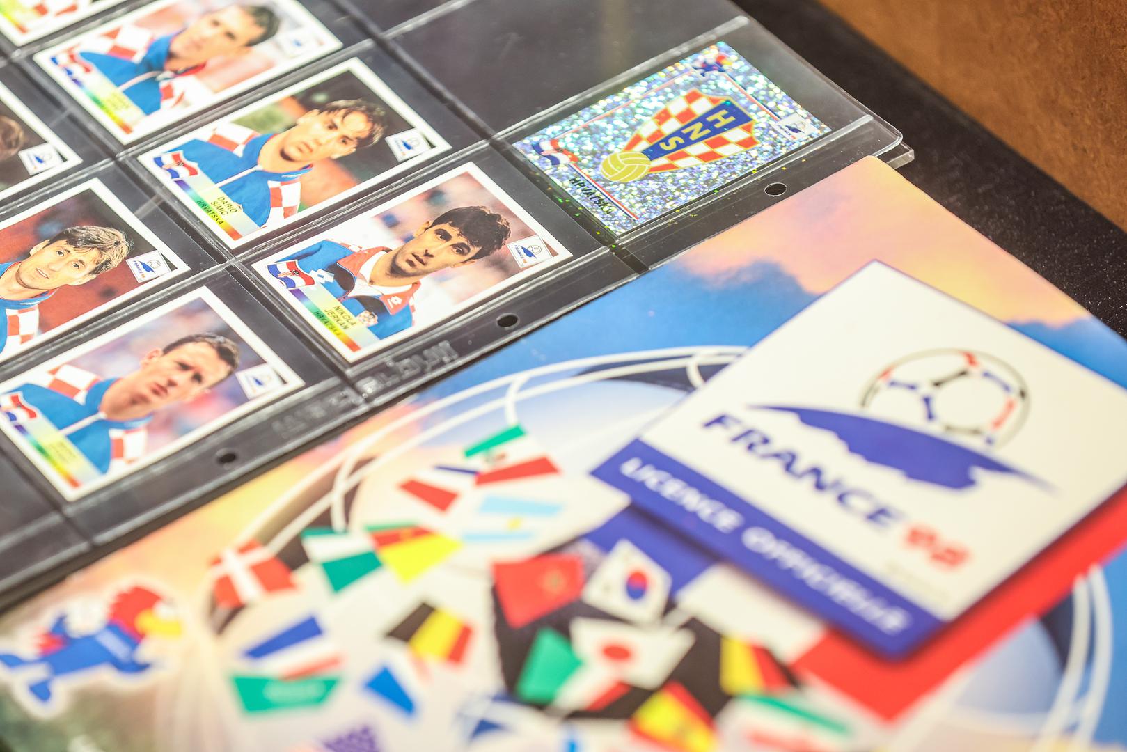 Na otvorenju održane su i razne aktivnosti, razmjena sličica, stručna procjena vrijednosti albuma, tribina o povijesti hobija skupljanja sličica...