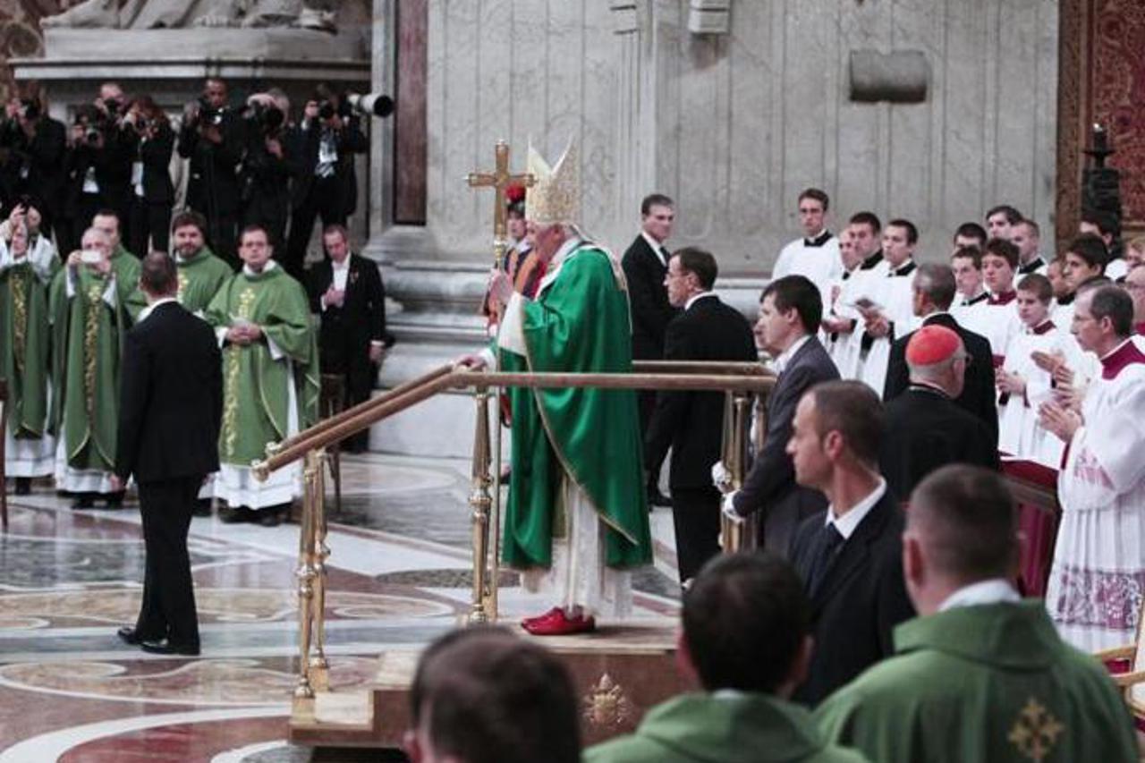 papa na pokretnom postolju