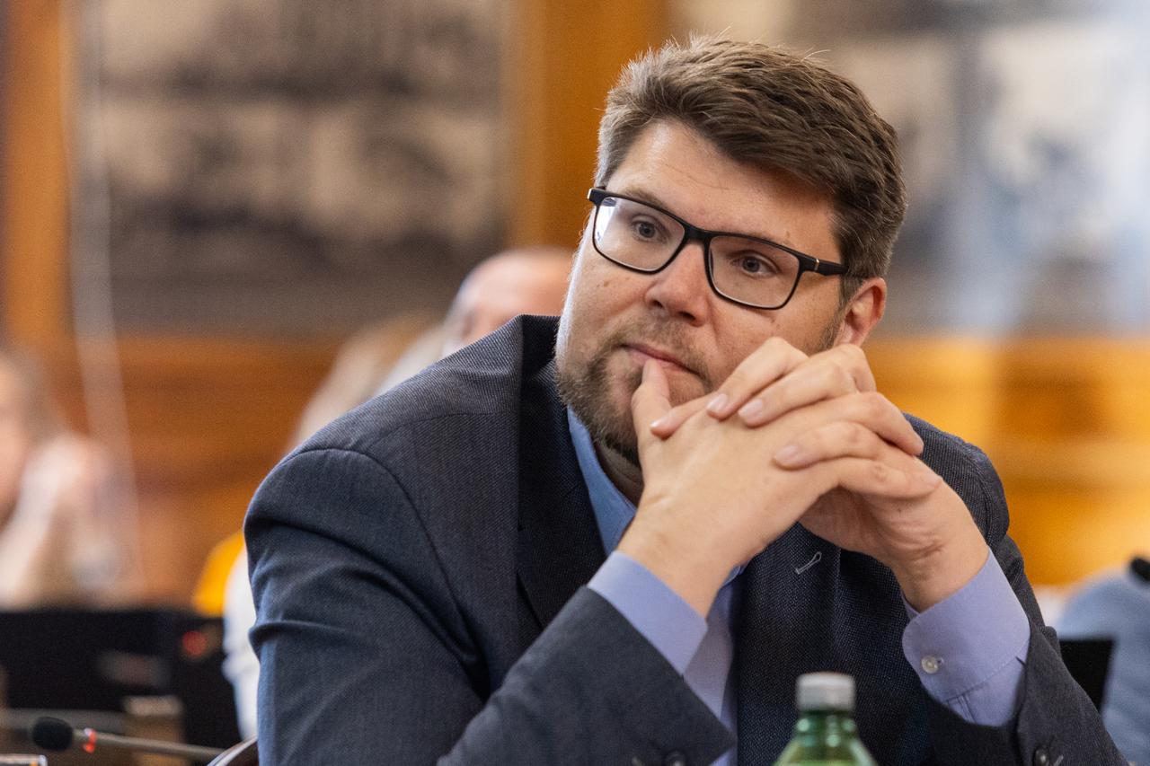 Pula: 10. sjednica Gradskog vijeća Grada Pula - Pola
