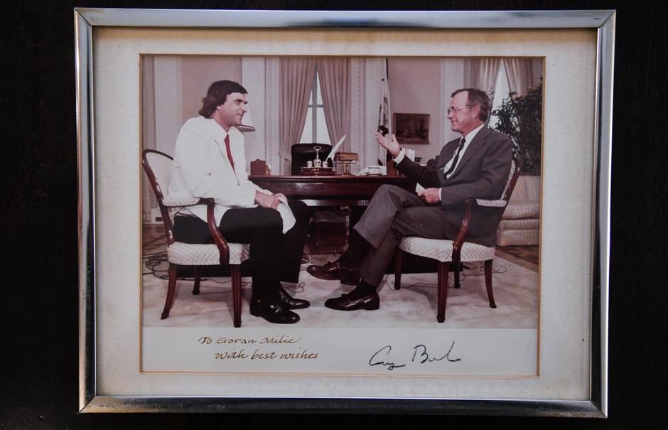 Goran Milić za vrijeme intervjua s Georgeom Bushom starijim