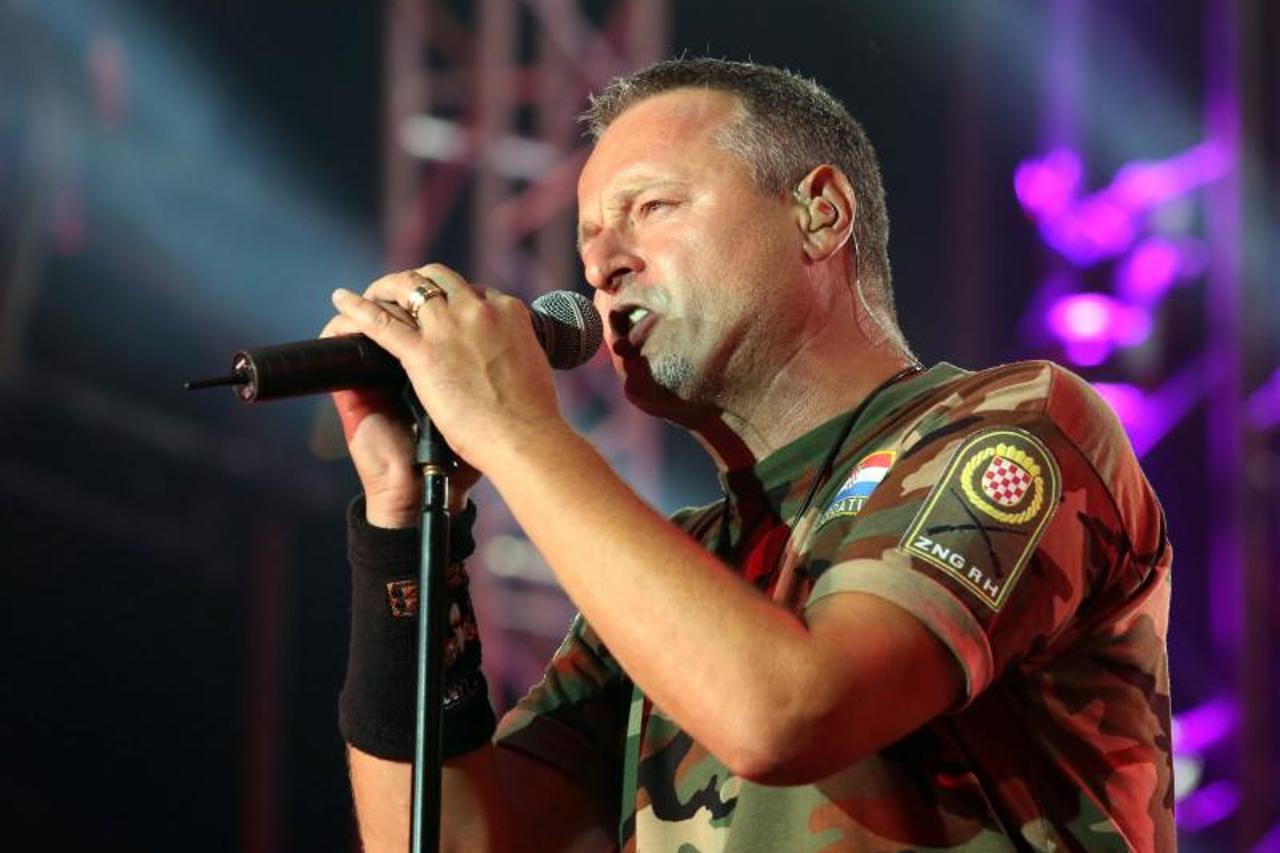 Thompson na proslavi Oluje u Kninu 