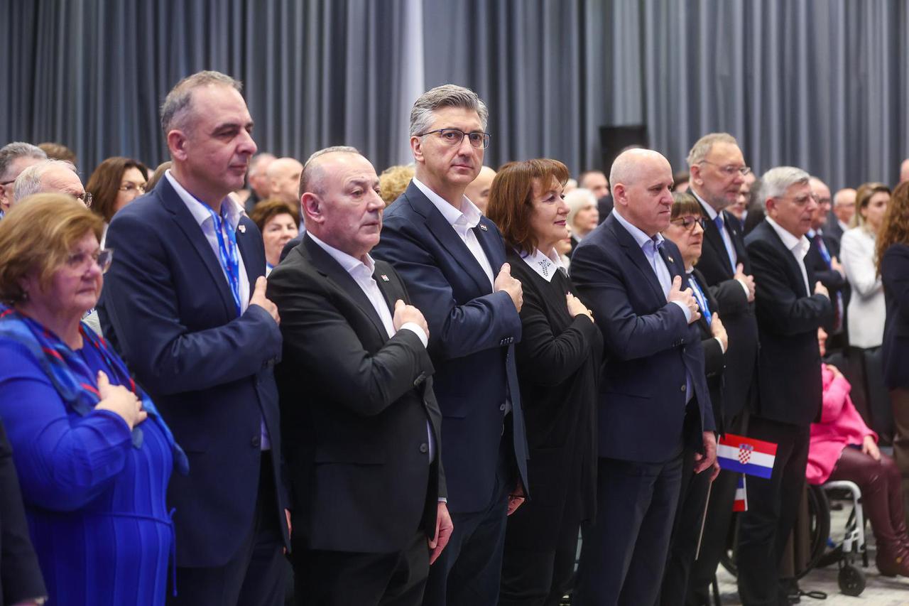Zagreb: Predsjednik Vlade na Saboru Zajednice utemeljitelja HDZ-a