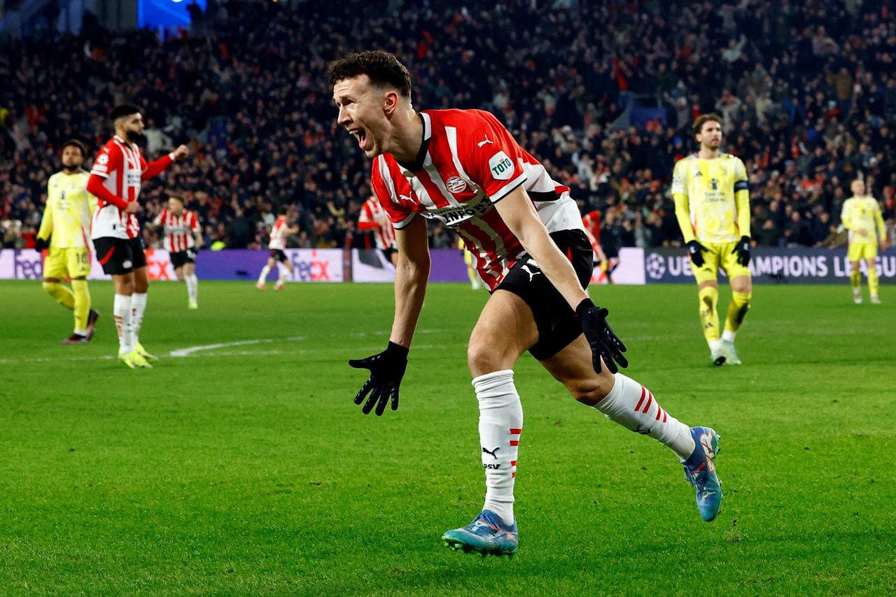 Champions League - Knockout Phase Playoff - Second Leg - PSV Eindhoven v Juventus