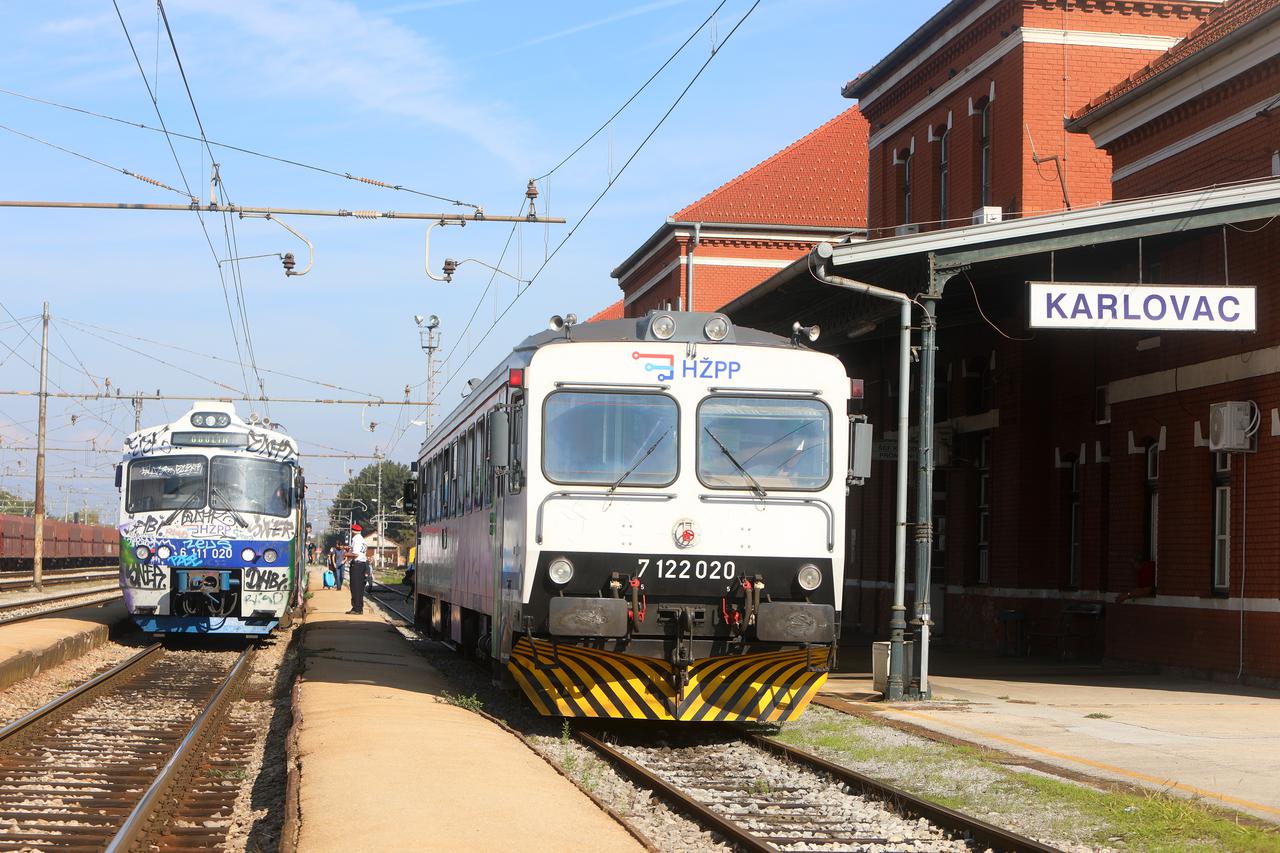 Željeznički kolodvor Karlovac