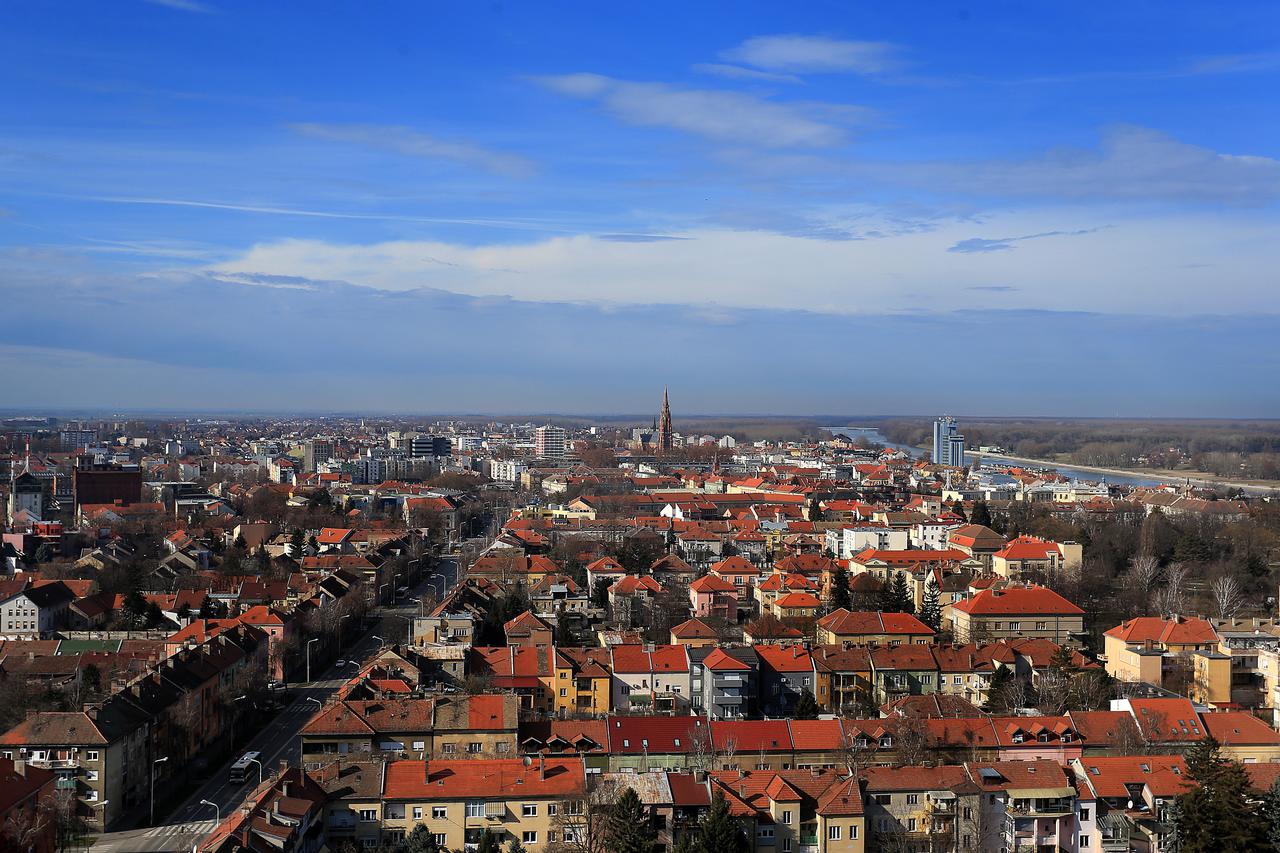 Osijek: Pogled na grad iz zraka