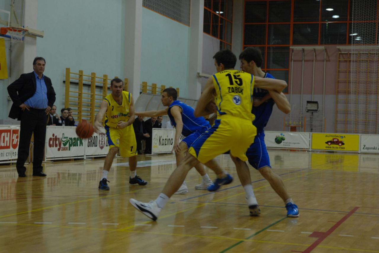 '12.03.2011. Sportska dvorana, Bedekovcina - Prvenstvena utakmica KK Zabok - KK Alkar Sinj. Robert Lez (Zabok) u prodoru. Photo: Matija Topolovec/PIXSELL'