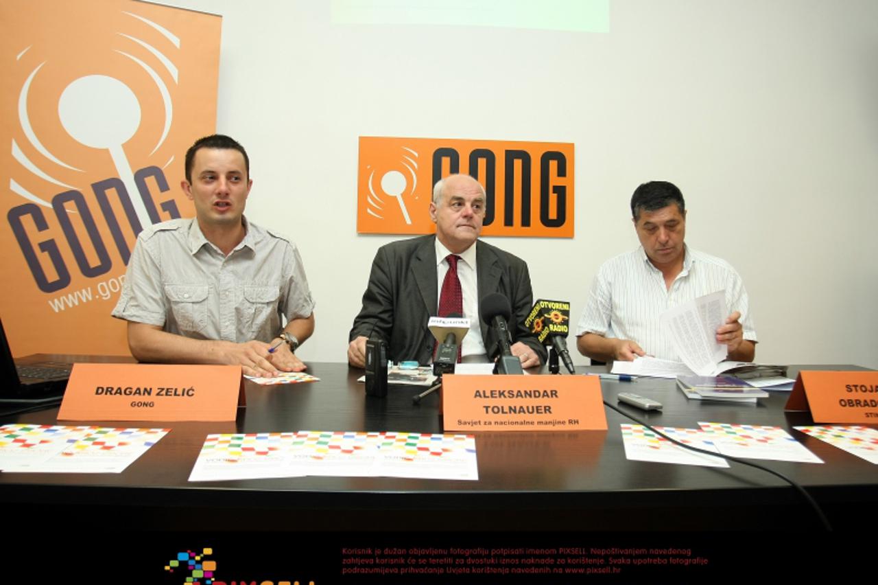 '17.06.2011., Trg bana Josipa Jelacica 15, Gong, Zagreb - Konferencija za javnost na temu: Edukativna kampanja povodom manjinskih izbora 2011. godine. Dragan Zelic, Aleksandar Tolnauer, Stojan Obradov