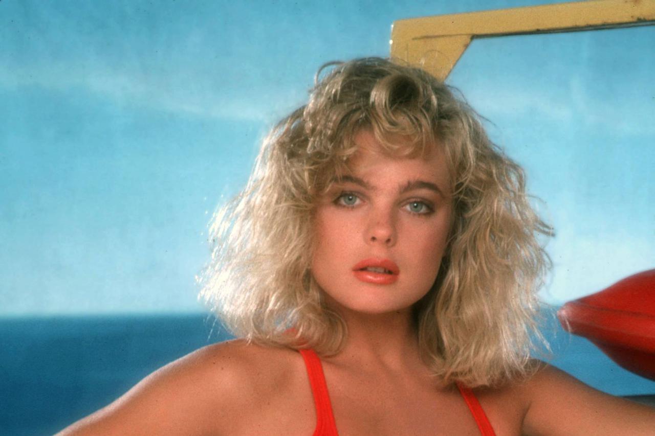 Erika Eleniak