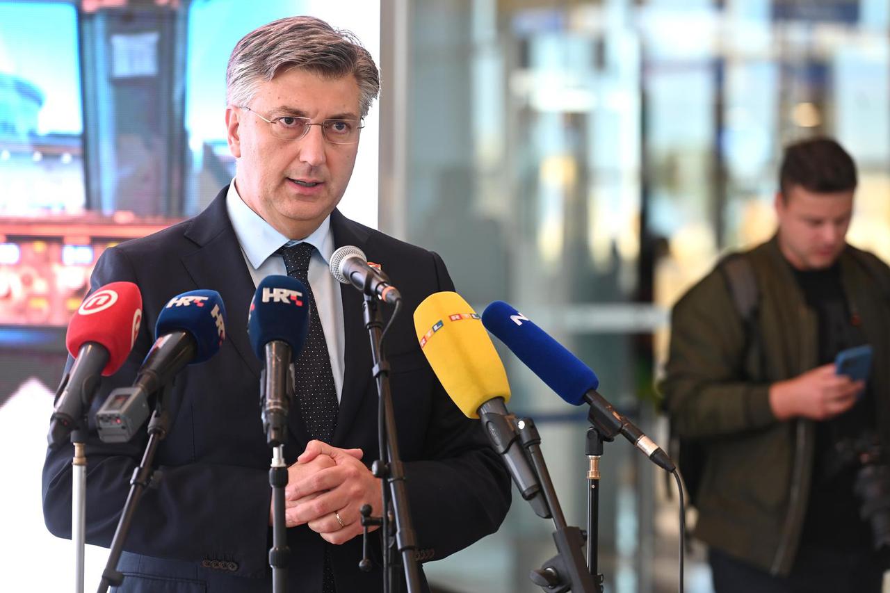 Andrej Plenković u posjeti Zračne luke Zadar 