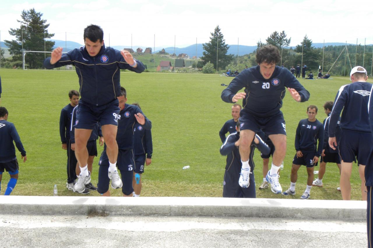 '                               '