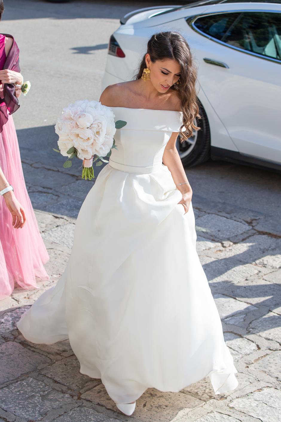 Cavtat: Marin Čilić i Kristina Milković dolaze na svoje vjenčanje u crkvu sv. Nikole