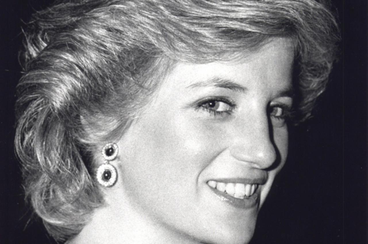 'Britan's Princess Diana attends a gala performance in London in this December 16, 1985 file photo. British police said on August 17, 2013 they were assessing new information about the deaths of Dian