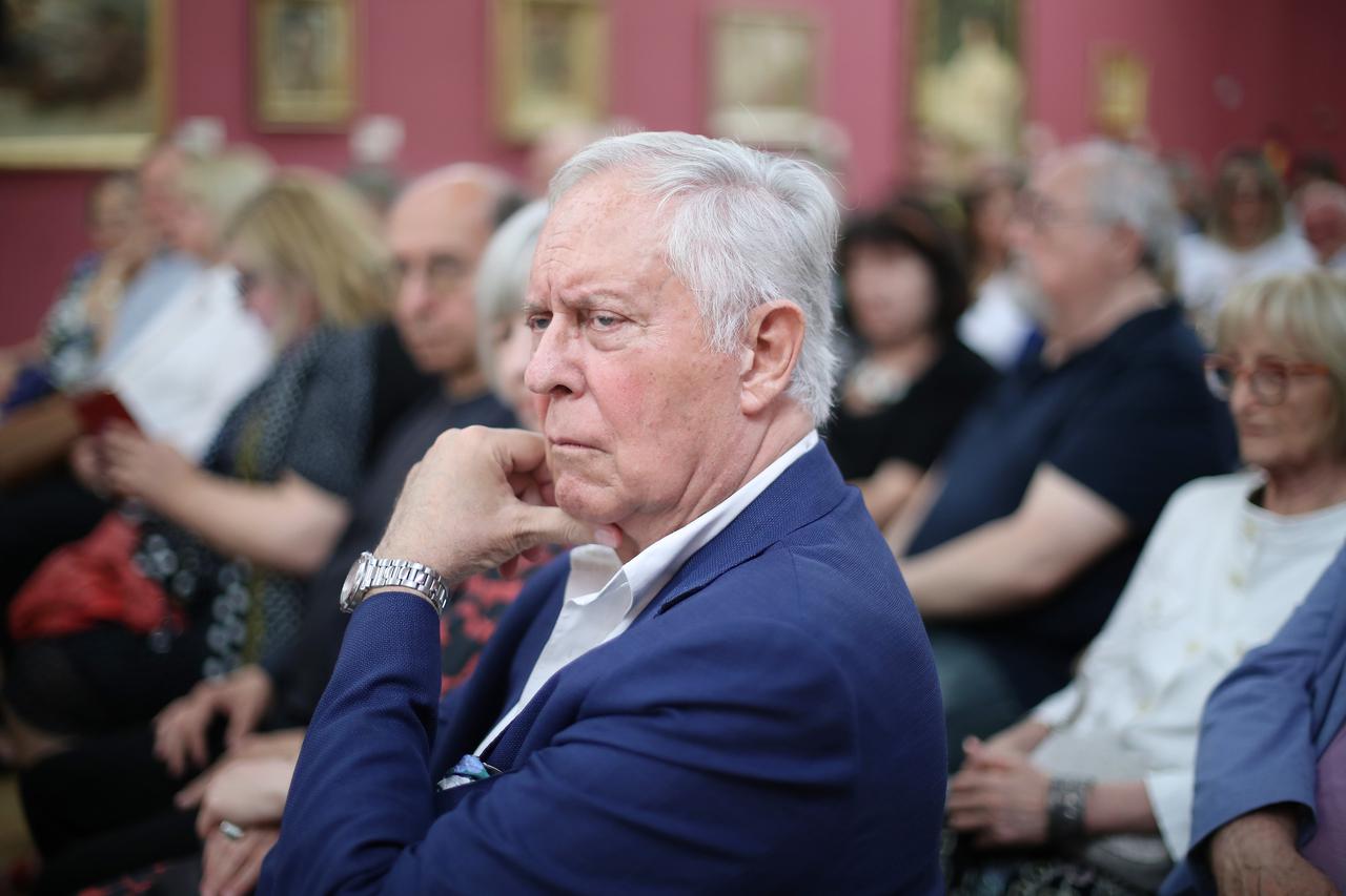 Zagreb: Promocija knjige „Kratak život odrubljene glave“ autora Dimitrija Popovića i performans pod nazivom „Sjeme zla"