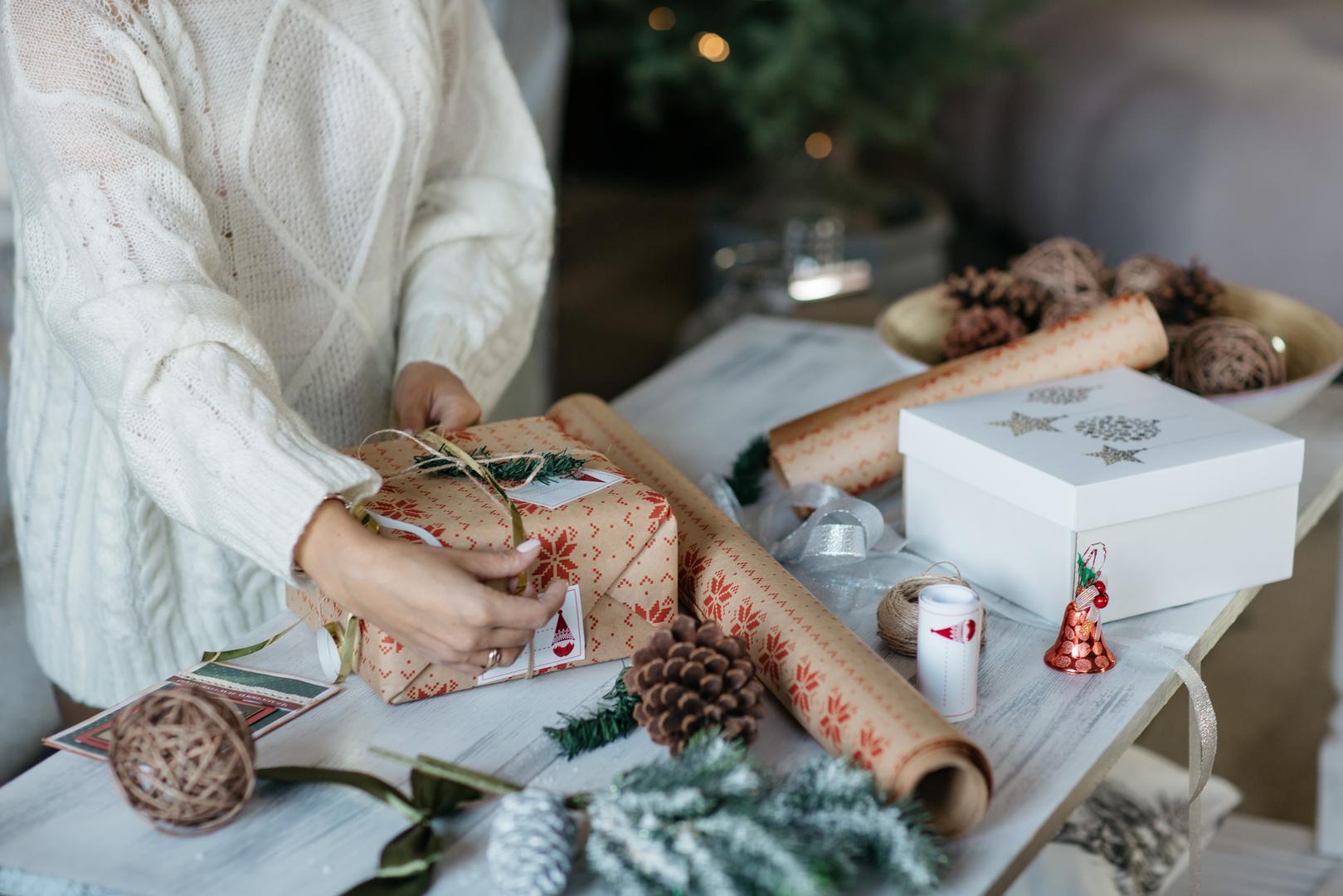Vodenjak - originalno i drugačije: Vodenjaci vole neobične poklone. Pametni gadgeti, inovativni proizvodi, knjige o tehnologiji ili nešto handmade i unikatno – što čudnije, to bolje.