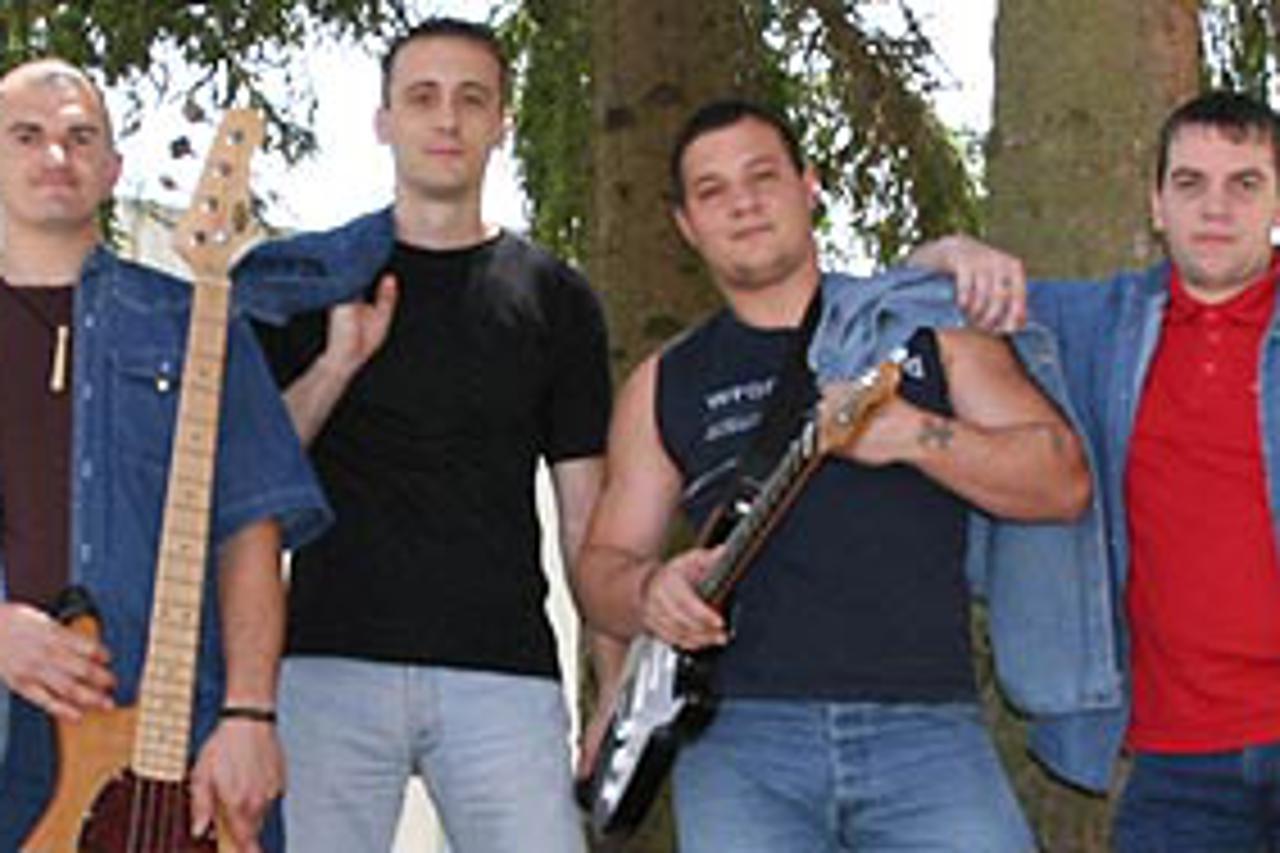 plus_band_tx.jpg