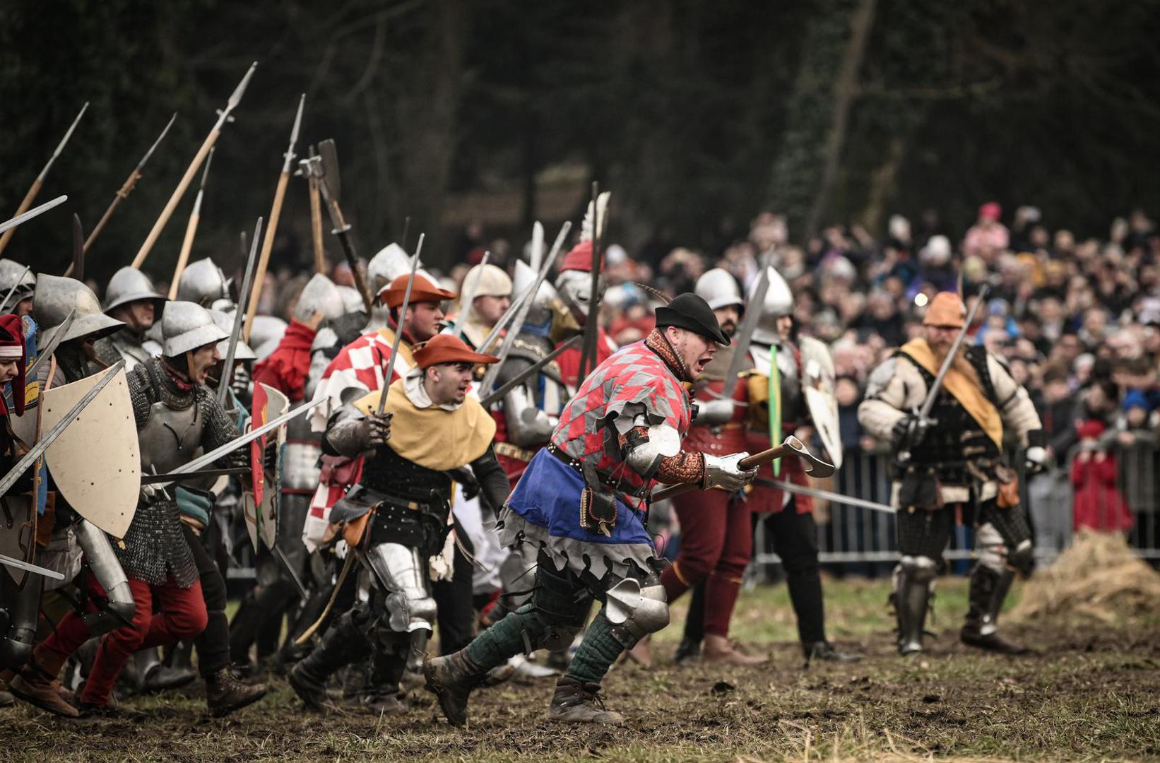 Kod Dvorca Stubički Golubovec ponovno je uprizorena povijesna Bitka kod Stubice, završna bitka Seljačke bune iz 1573. godine, kad su se pobunili kmetovi pod vodstvom Matije Gupca protiv feudalnog gospodara Franje Tahija i ostalih velikaša.