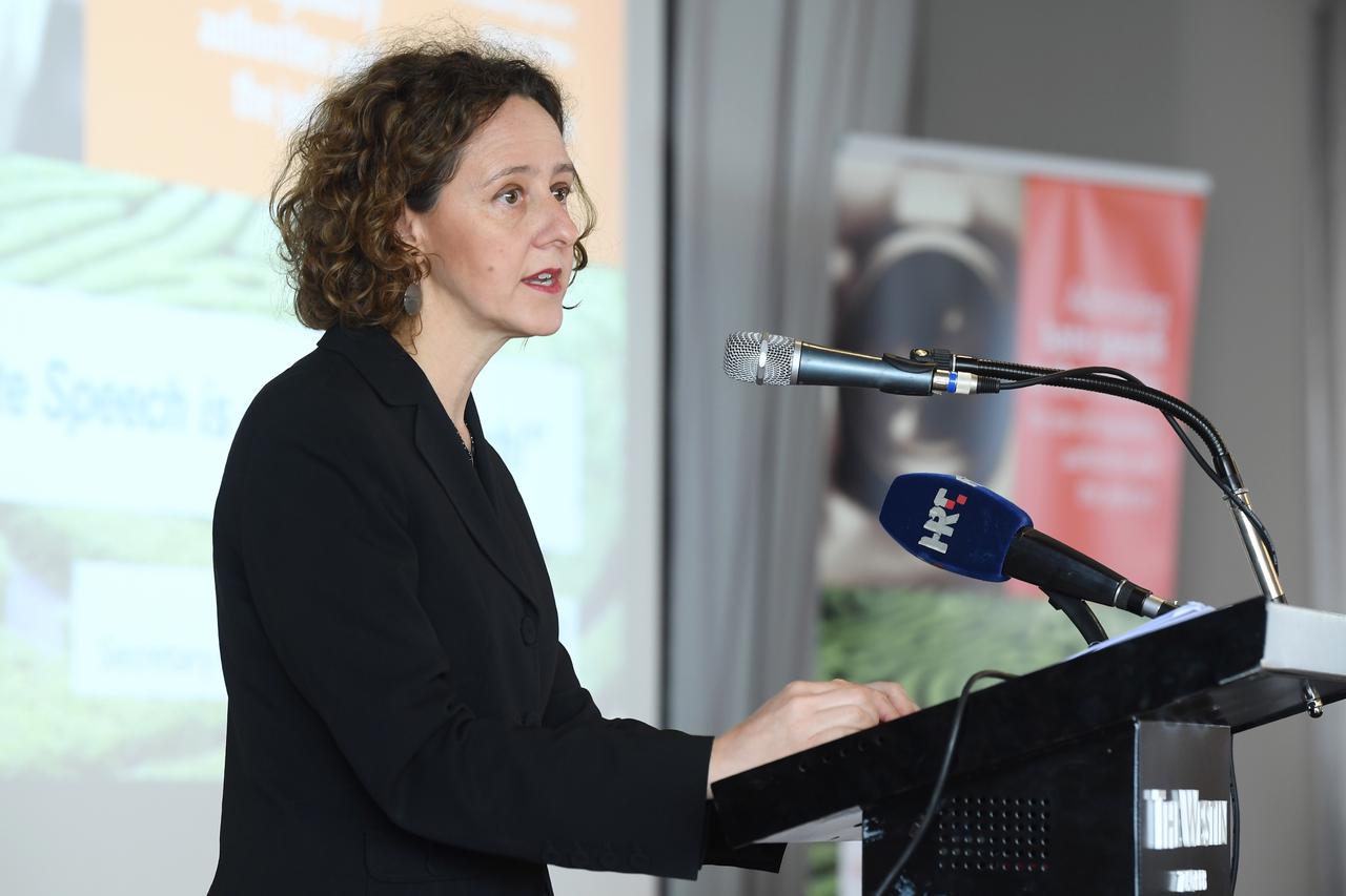 Nina Obuljen Koržinek