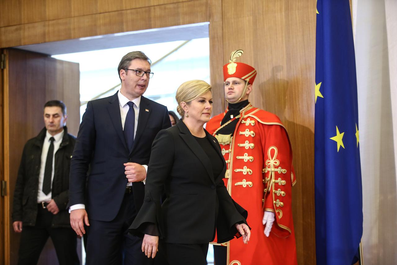 Izjave za medije nakon sastanka predsjednice Grabar-Kitarović s kolegom Vučićem