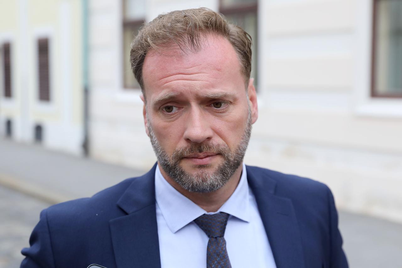 Mario Banožić